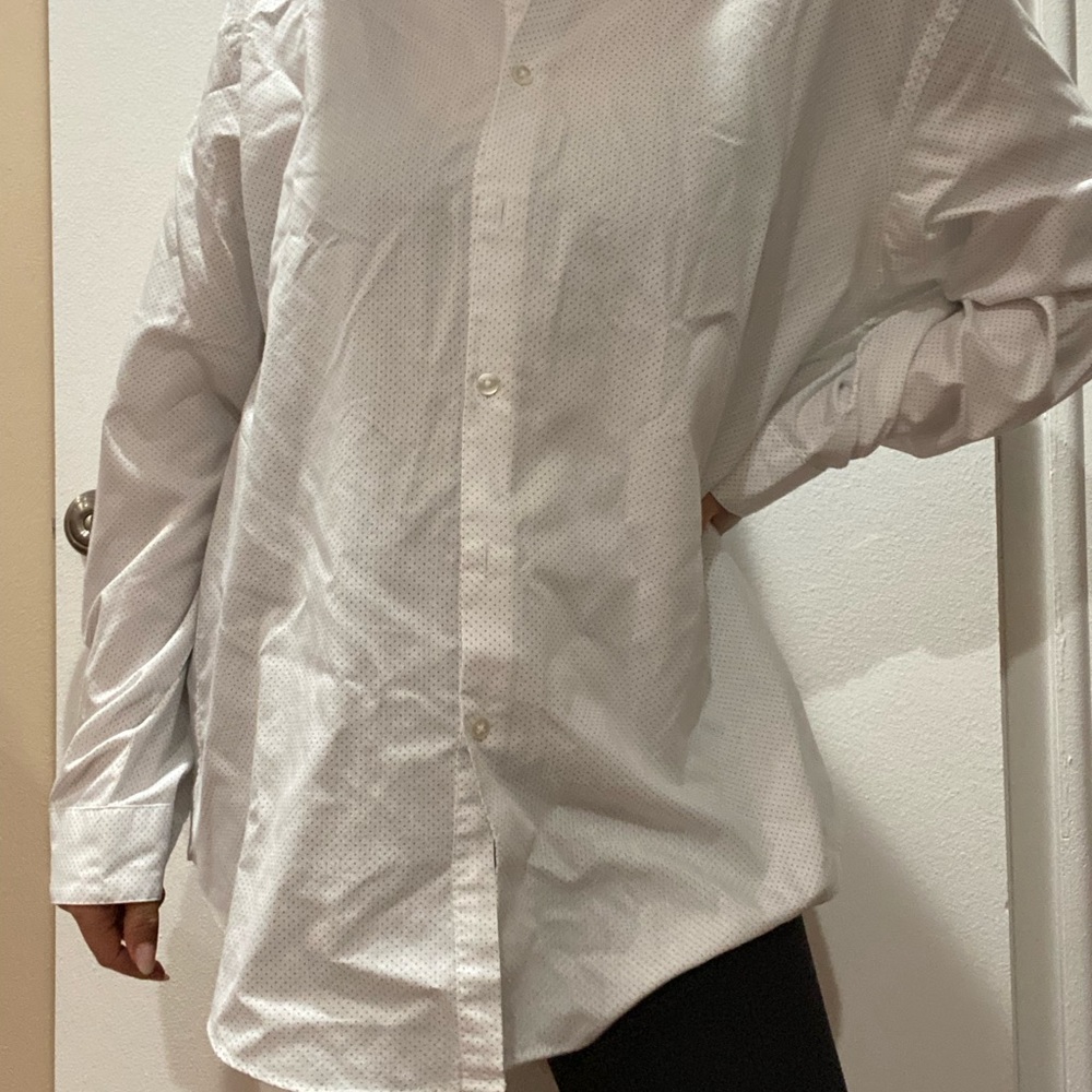 Van Heusen 17-17.5 (32-33) Mens White Slim Fit Dress Shirt With Black Dots